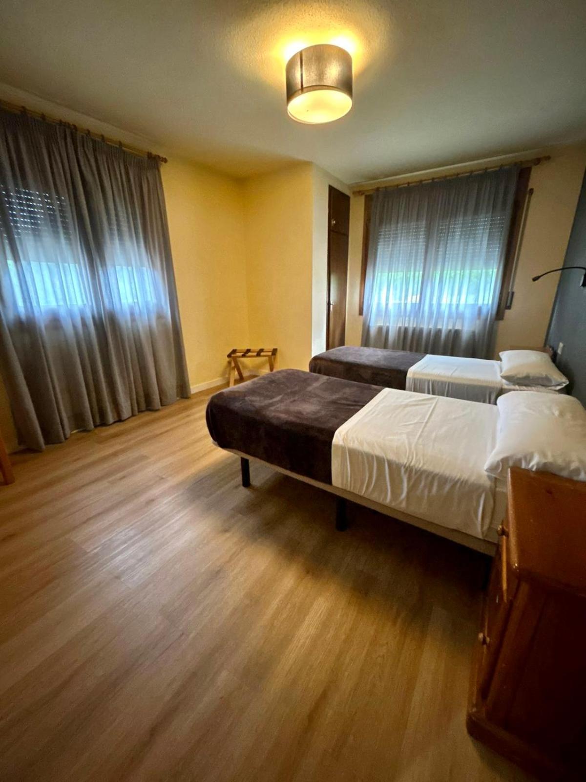 Apartamentos Turisticos Poblado Аринсал Экстерьер фото