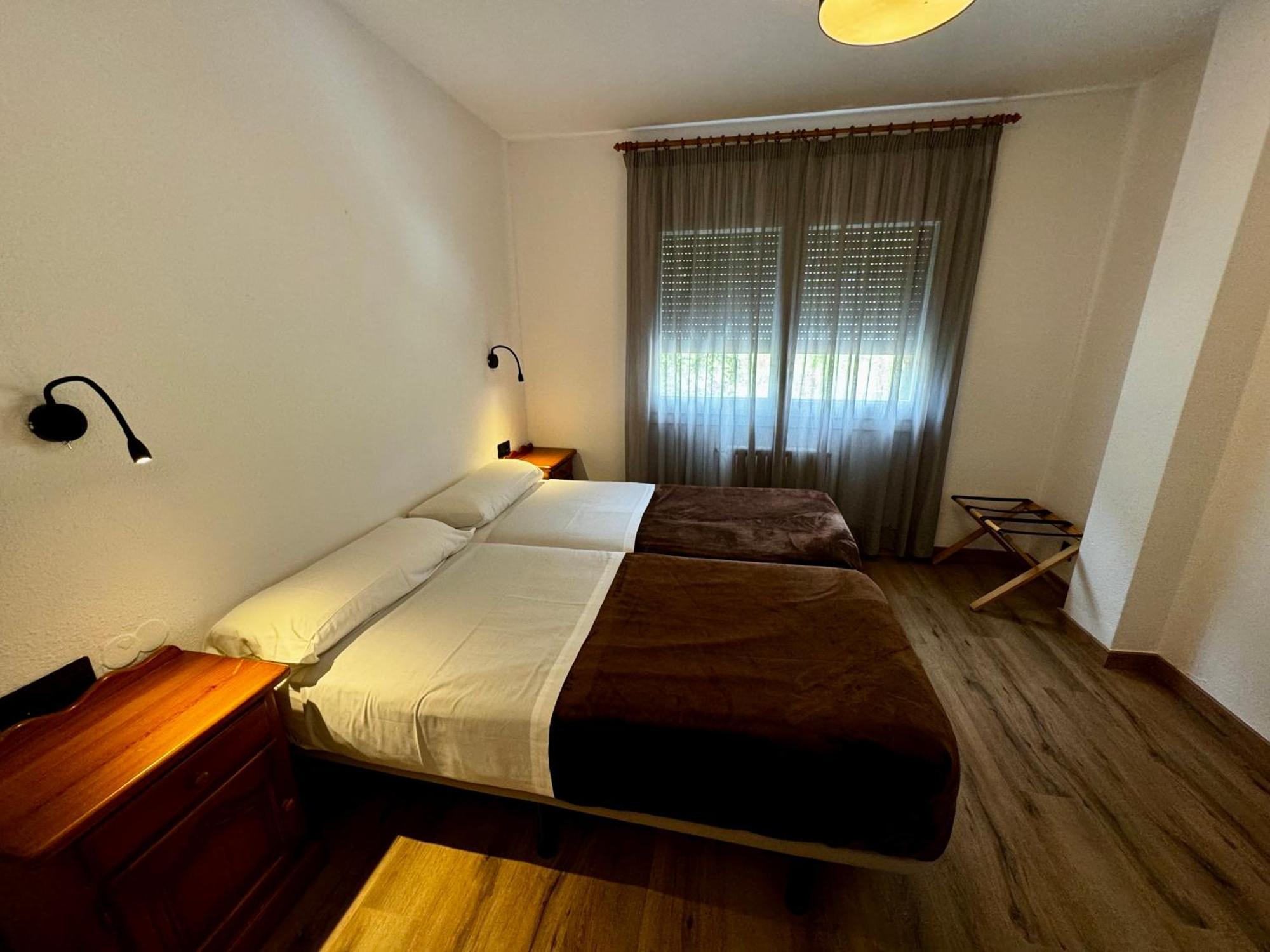 Apartamentos Turisticos Poblado Аринсал Экстерьер фото