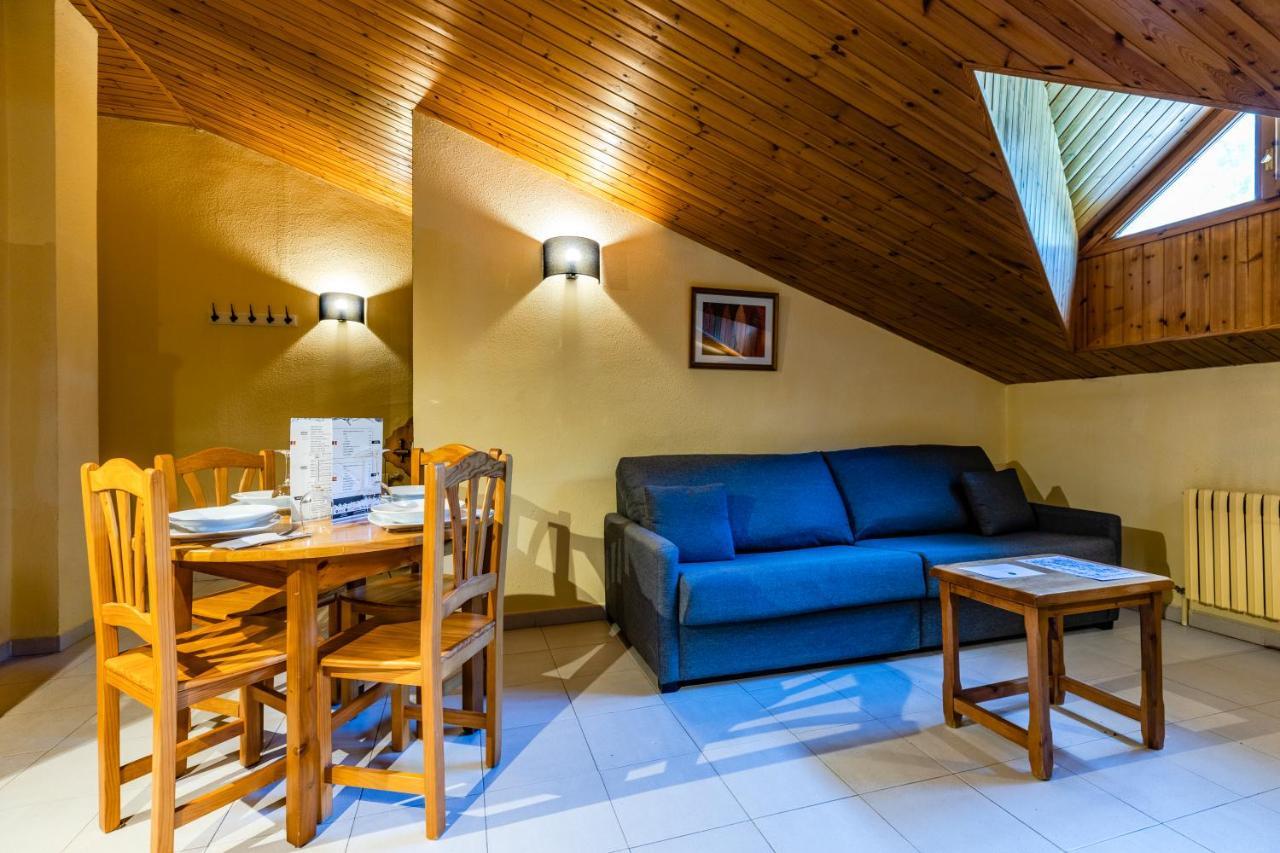 Apartamentos Turisticos Poblado Аринсал Экстерьер фото