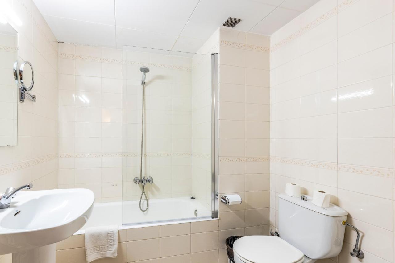 Apartamentos Turisticos Poblado Аринсал Экстерьер фото